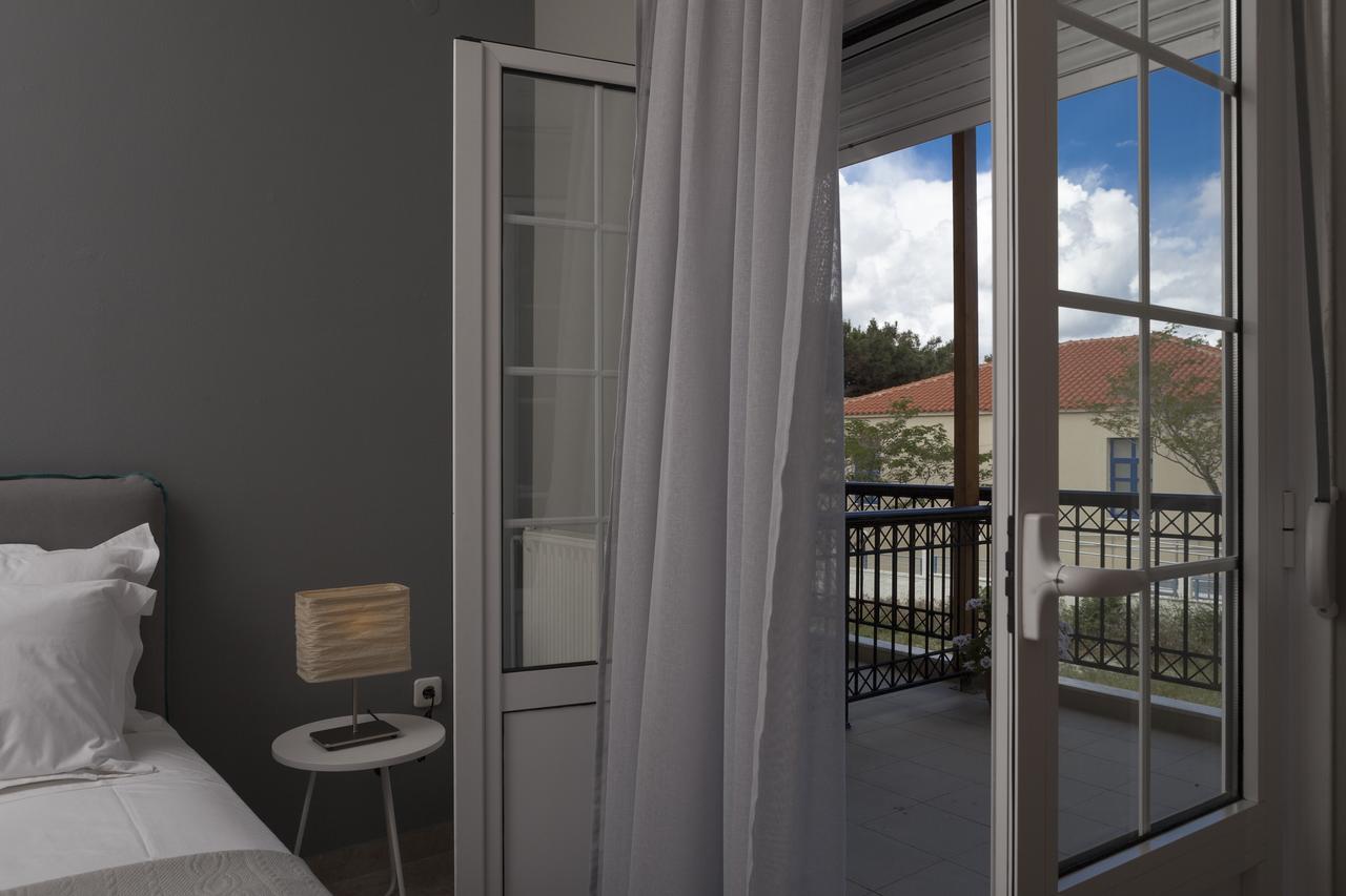 Live In Lemnos Apartments Moudhros Екстер'єр фото